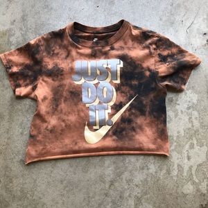 Nike Crop Top
